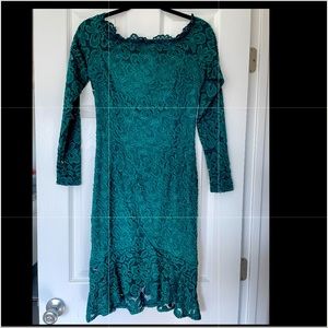 Boat neck off shoulder vintage floral lace mermaid cocktail dress in green